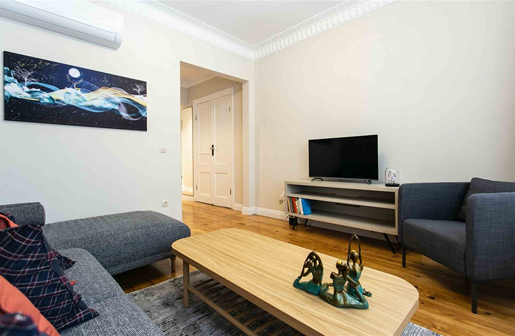 Lovely Bright Apartment in the Heart of Sisli