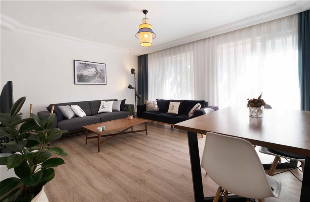 A Stylish Family House in the Heart of Cihangir 34