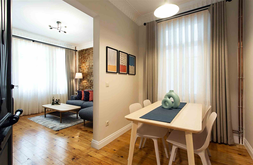 Lovely Bright Apartment in the Heart of Sisli