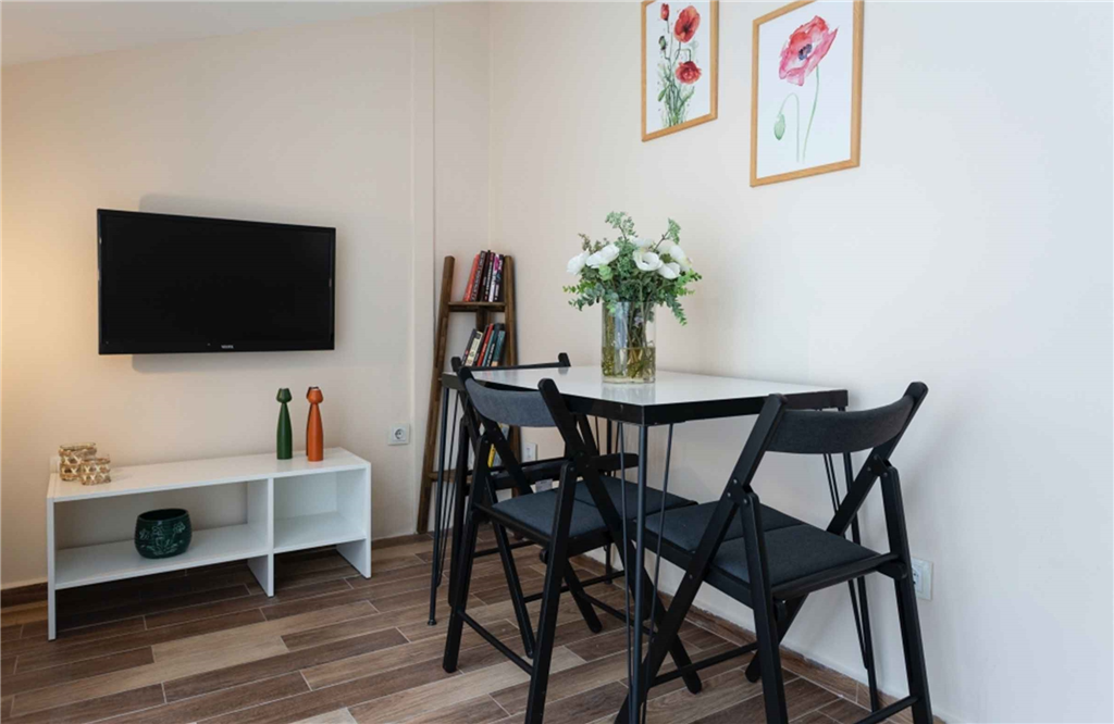 Cozy Apartment with Balcony near Galata Tower 26