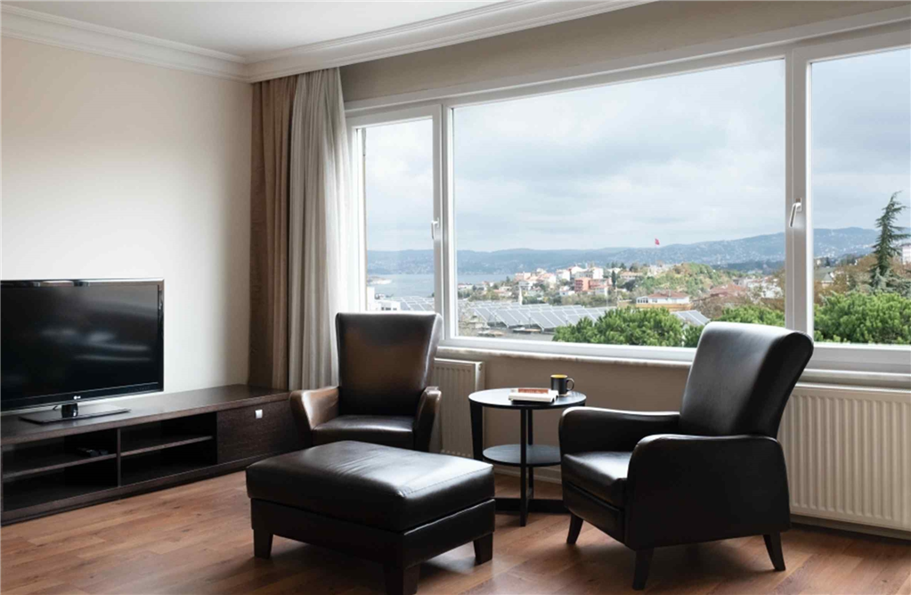Cozy Family Suite with Seaview 123