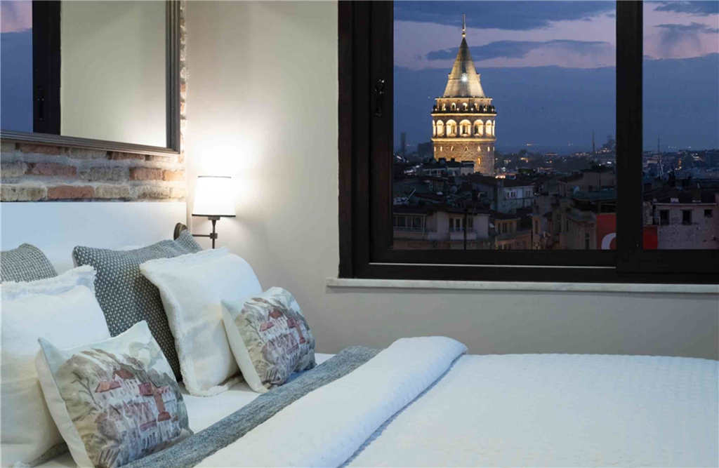 Room in Boutique Hotel in Beyoglu / Amazing View in The Heart of Pera, Istanbul