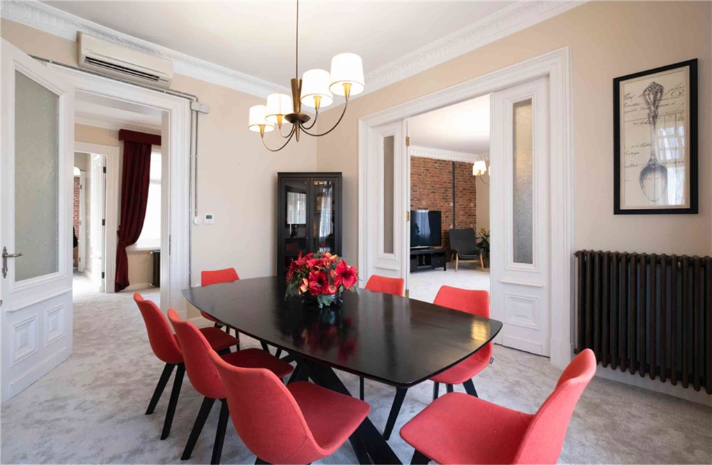 Beautiful Historical Flat in the Heart of Beyoglu