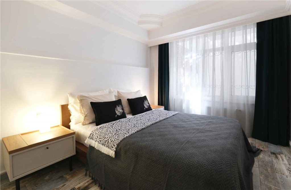 A Stylish Family House in the Heart of Cihangir 34