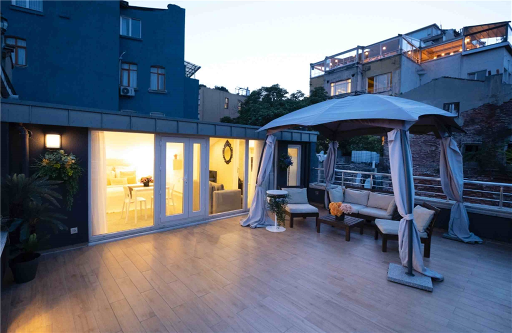 Breathtaking Bosphorus View and Private Terrace