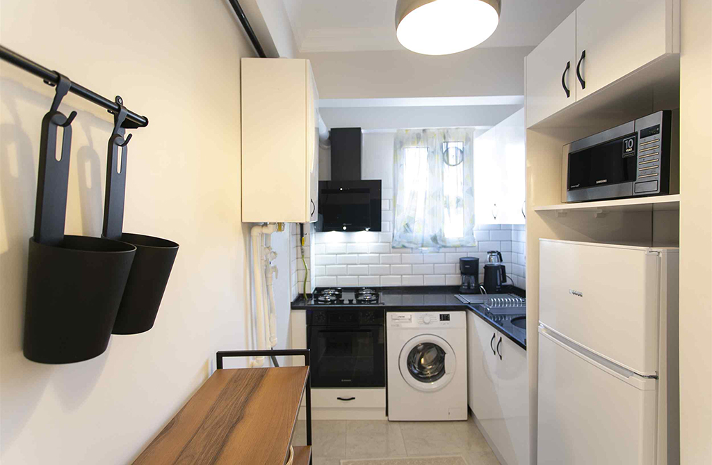 A Charming Apartment in the Heart of Beyoglu