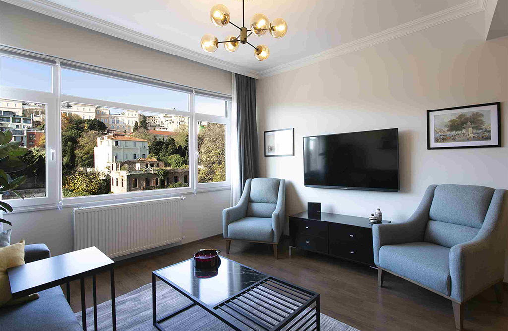 A Charming Apartment in the Heart of Beyoglu