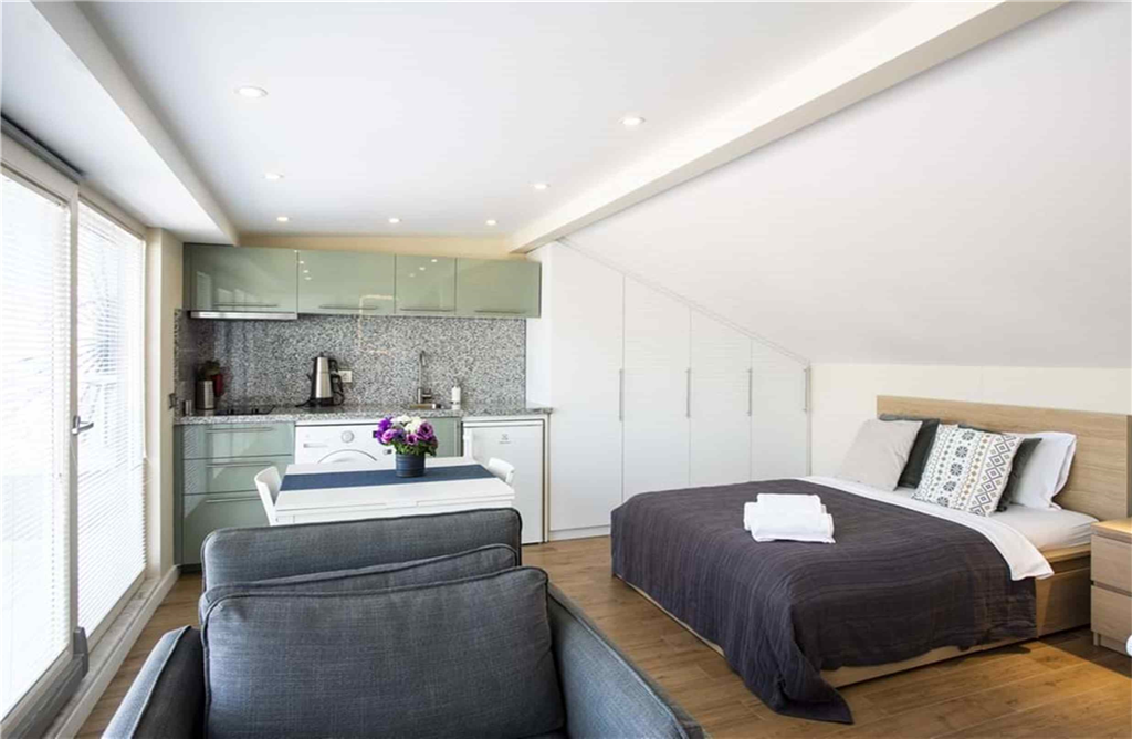 Breathtaking Bosphorus View and Private Terrace